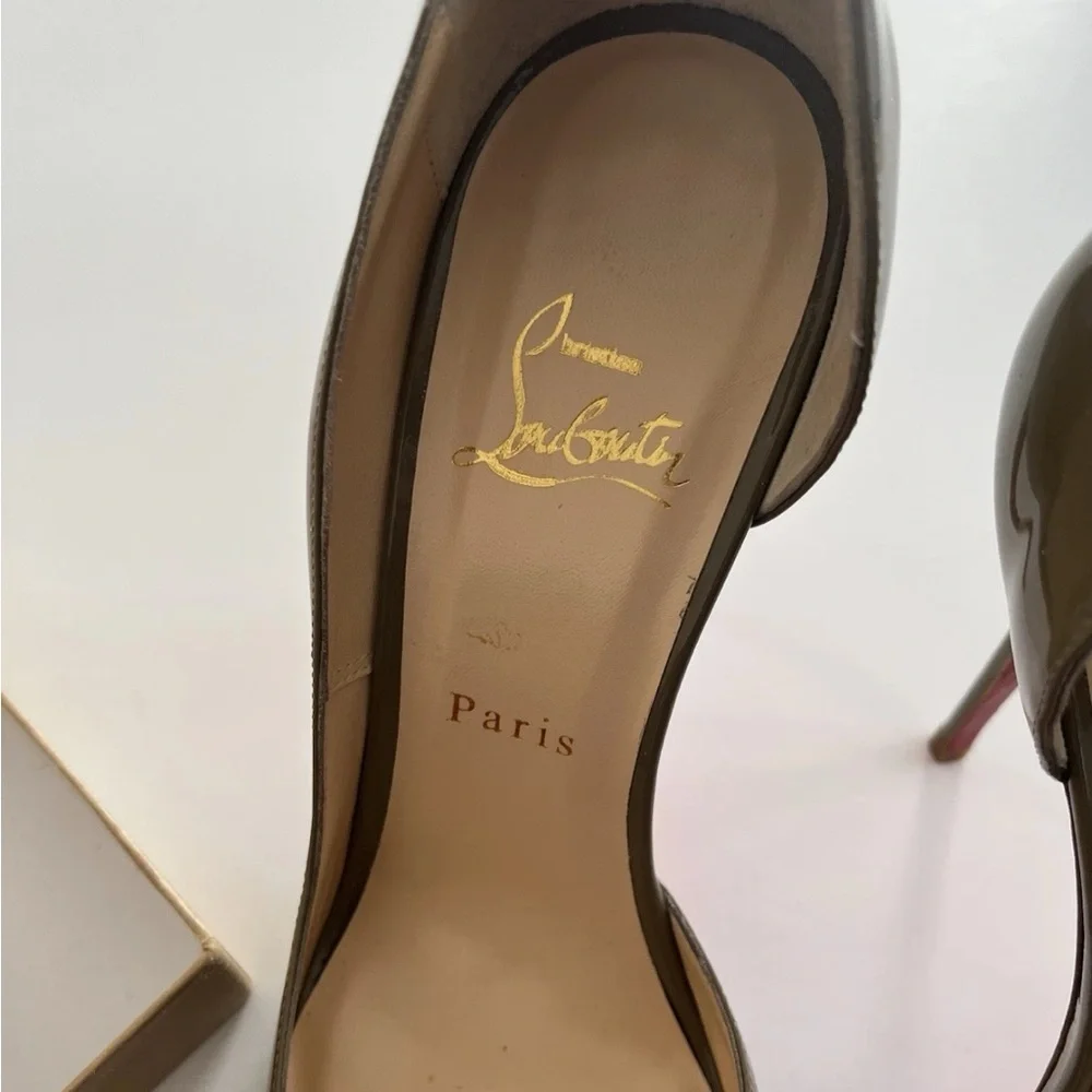 Christian Louboutin Green Heels Elegant Design - Picture 5 of 7